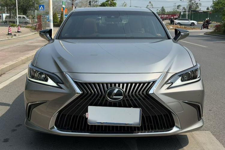 Used Lexus ES 2020 200 Excellence Edition