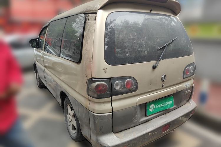 Used FORTHING Lingzhi 2013 M3 1.6L 7-Seater Luxury Model
