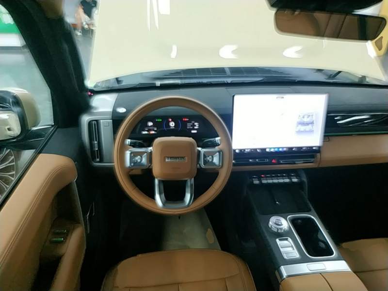 Used iCAR V27 2026 Model 200KM Four-Wheel Drive Falcon 700 — 10