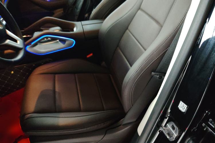 Used Mercedes-Benz GLE 2022 GLE 350 4MATIC Dynamic Edition Left Front Seat