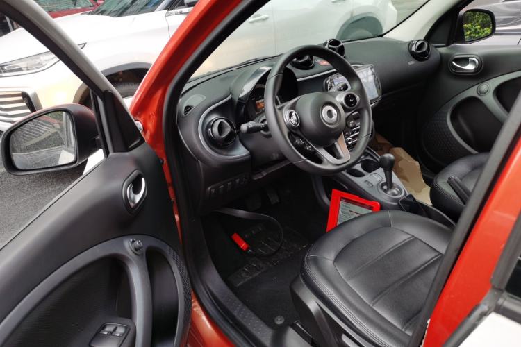 Used smart forfour 2016 1.0L 52 kW Passion Edition