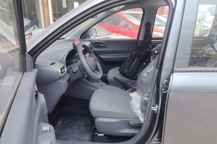 Used Wuling Hongguang New Energy 2024 All-Electric Model 300KM Standard Version