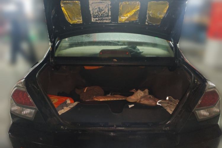 Used Soueast V3 Lingyue 2014 1.5L Manual Entry-Level Version Trunk