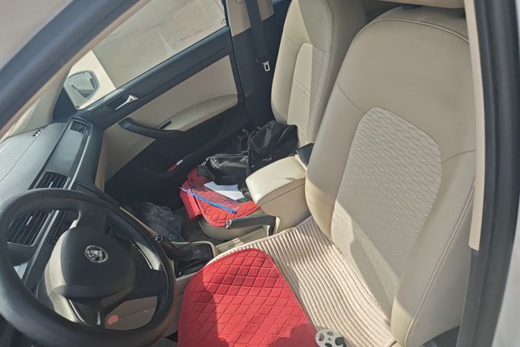 Used Skoda Rapid 2015 1.6L Automatic Smart Selection Model Left Front Seat