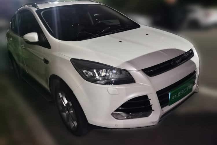 Used Ford Kuga 2015 2.0L GTDi Four-Wheel-Drive Sport Model