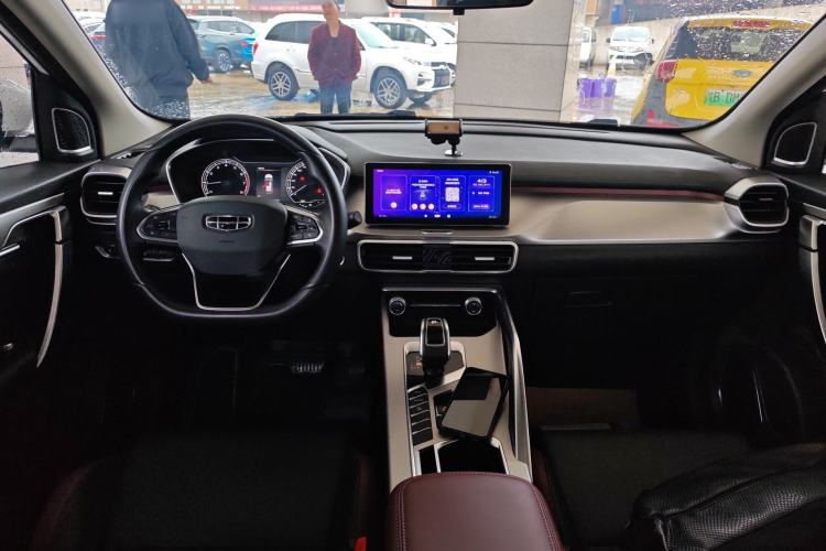 Used Geely Auto Coolray 2020 Facelift 240T DCT Hunter