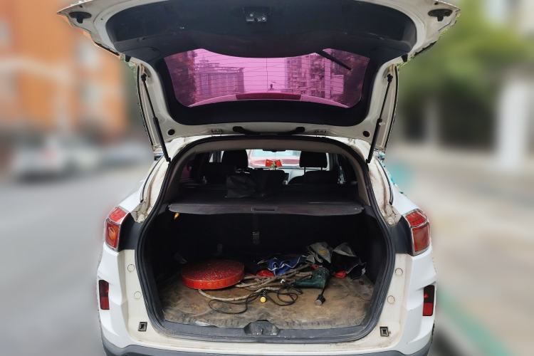 Used Bestune X80 2013 2.0L manual luxury version