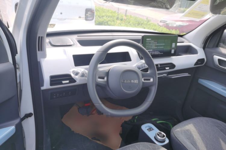 Used Geely Galaxy Panda 2024 Panda Mini 200km Endurance Bear