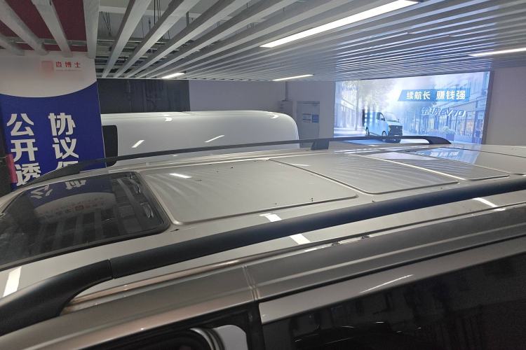 Used Mercedes-Benz Viano 2013 3.5L Dynamic Edition Roof