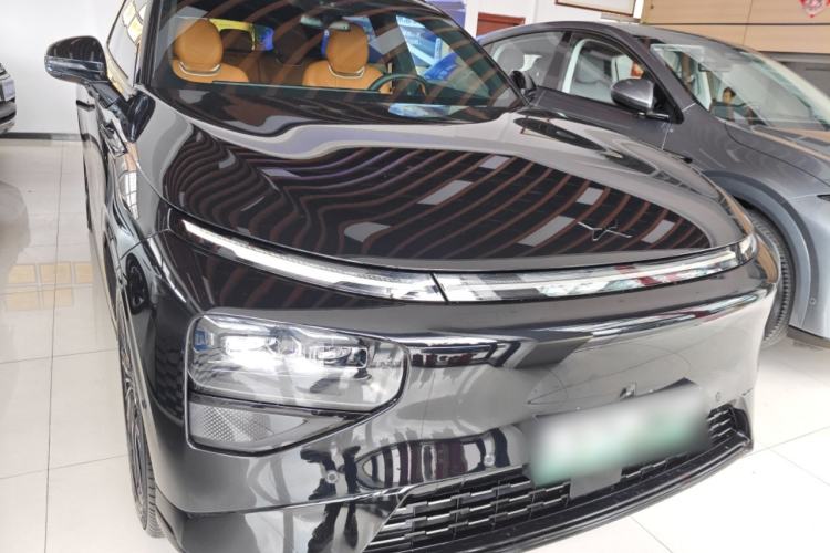 Used XPeng G9 2025 625 Long-Range Max
