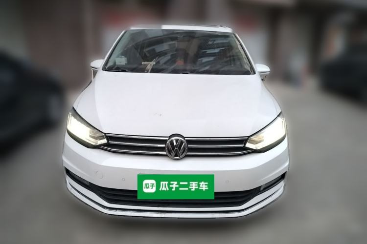 Used Volkswagen Touran 2016 Volkswagen Touran L 280TSI DSG Luxury Edition