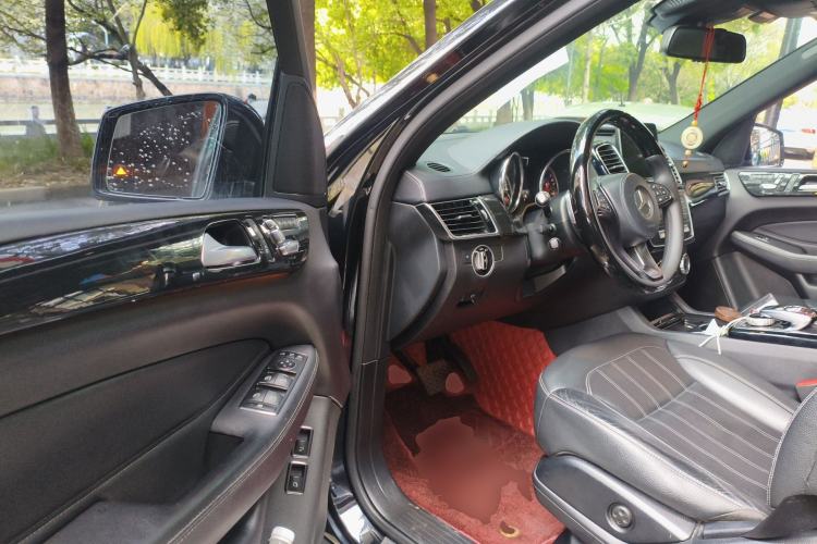 Used Mercedes-Benz GLS 
