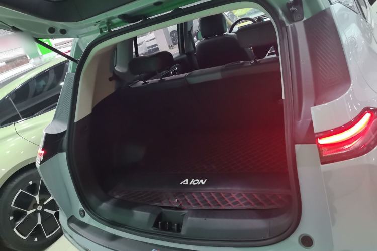 Used AION Y 2023 Plus 510 Smart Edition Trunk