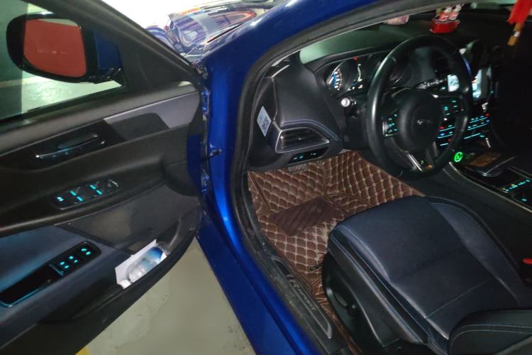 Used Jaguar XE 2017 2.0T 200 PS R-Sport
