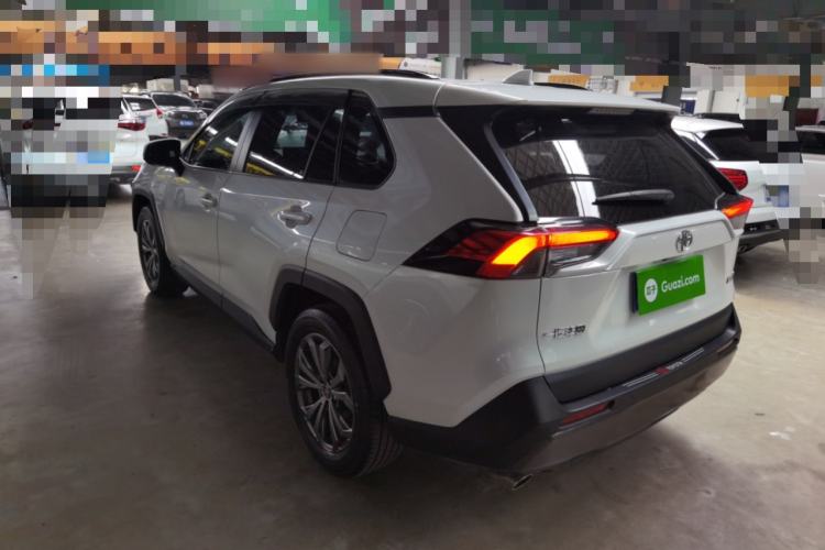 Used Toyota RAV4 2023 2.0L CVT Two-Wheel Drive Fashion Plus Edition Rear Left 45 Deg