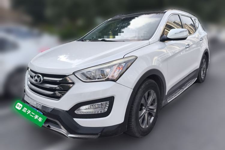 Used Hyundai Santa Fe 2015 2.4L Automatic All-Wheel Drive Smart Version 5 Seats
