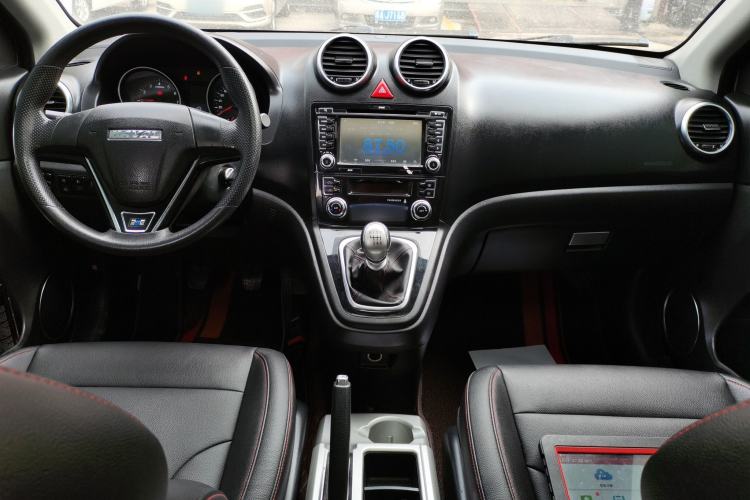 Used Haval H6 2016 Upgraded Model 1.5T Manual Two-Wheel Drive Urban Version
