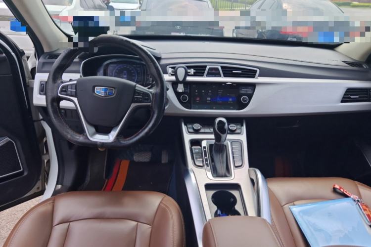 Used Geely Auto Emgrand X7 Sport 2016 1.8TD Automatic All-Wheel-Drive ZhiZun Edition Center Console