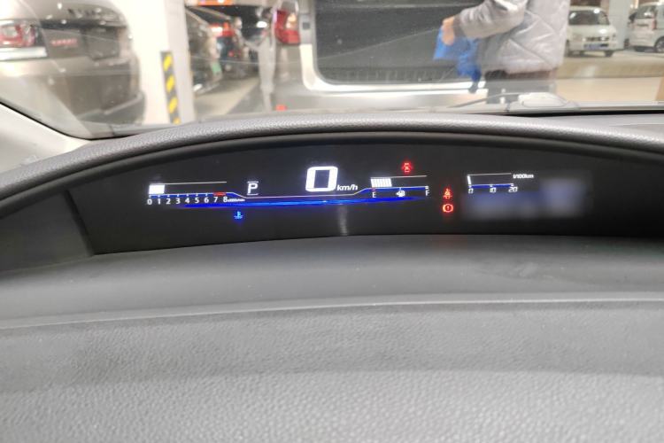 Used Honda Jade 2017 1.8L automatic Comfort version 5 seats
