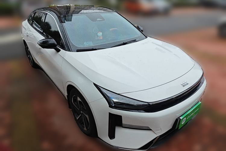 Used Geely Galaxy L6 2024 125km PLUS Dragon Edition
