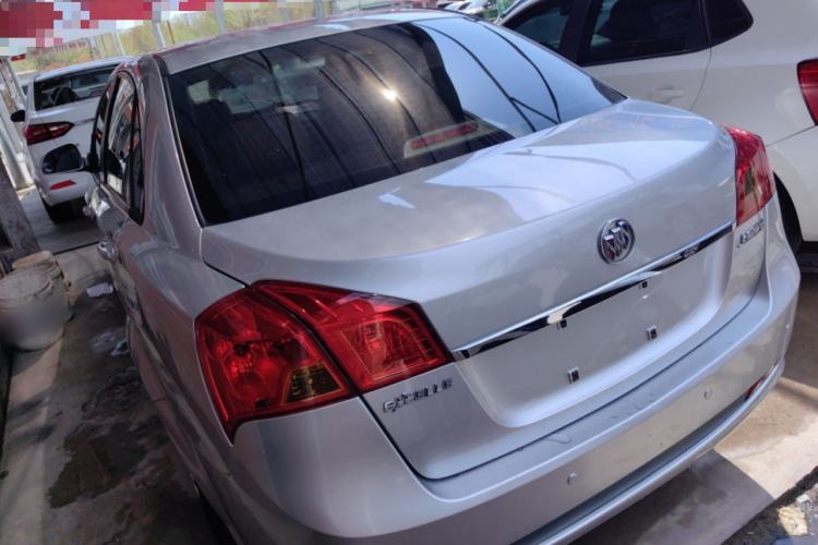 Used Buick Excelle 2015 1.5L Automatic Classic Model
