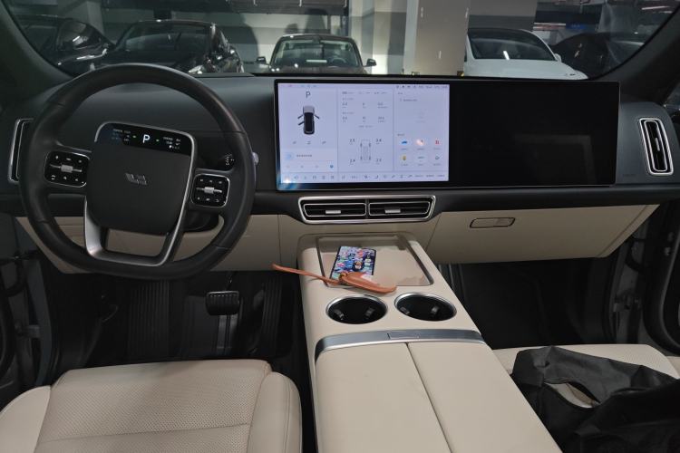 Used Li Auto L7 2023 Pro Model
