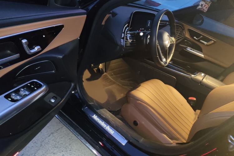 Used Mercedes-Benz E-Class 2024 Facelift E 260 L
