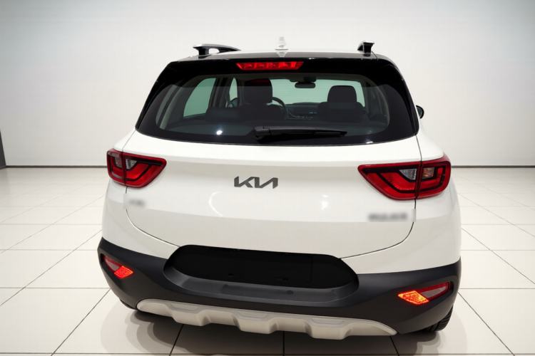 Used Kia kx1 Stonic 2021 1.4L CVT Sunroof Model
