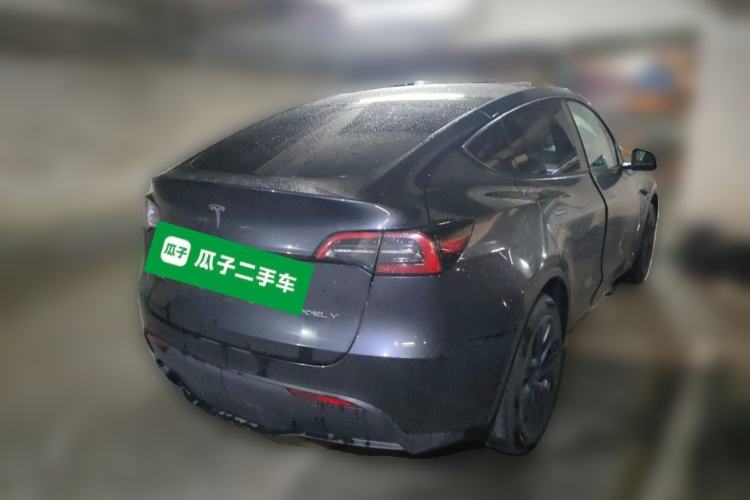 Used Tesla Model Y 2024 Long-Range All-Wheel-Drive Version
