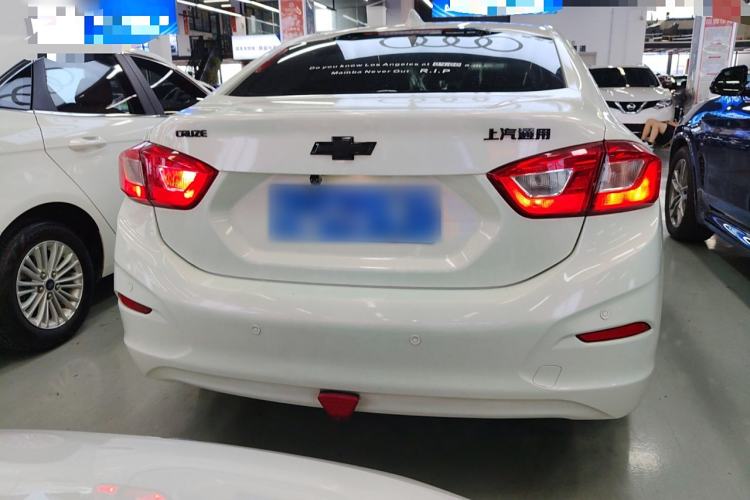 Used Chevrolet Cruze 2017 1.5L Automatic Pioneer Sunroof Edition