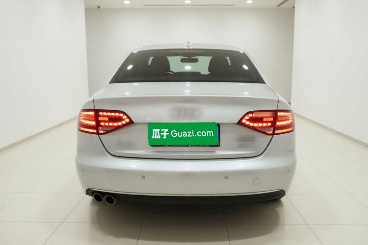 Used Audi A4L 2012 2.0 TFSI automatic standard version Rear