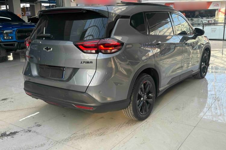 Used Chevrolet Orlando 2020 Light Hybrid Redline 530T Automatic Enjoyment Edition (5+2 Models)