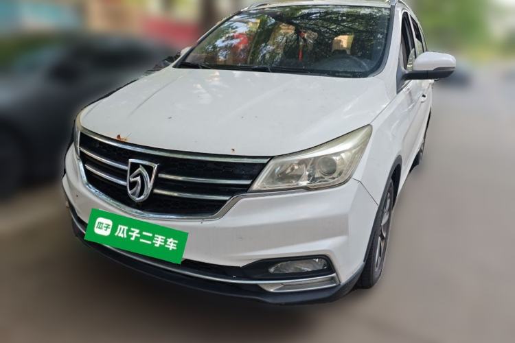 Used Baojun 730 2019 1.5L Manual Fashion Model 7-seater National V