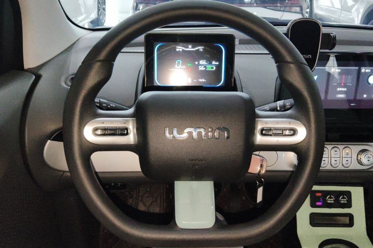 Used CHANGAN NEVO Lumin 2023 301km Honey Dew Edition