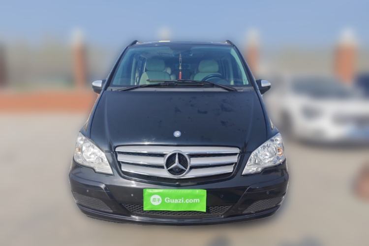 Used Mercedes-Benz Viano 2013 3.0L Comfort Edition Front