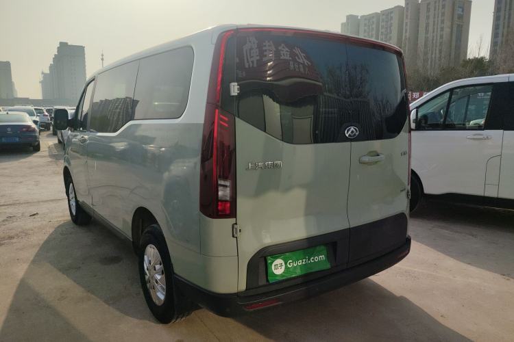 Used SAIC MAXUS Xintu V70 2023 2.0T Elite Edition Manual Transmission Short Wheelbase Low Roof 5/6 Seats (125 hp) Exterior 2