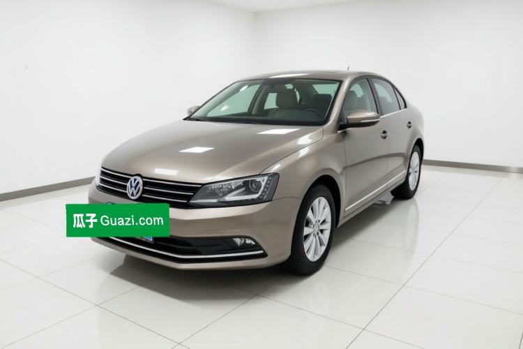 Used Volkswagen Sagitar 2015 230TSI Automatic Comfort Version