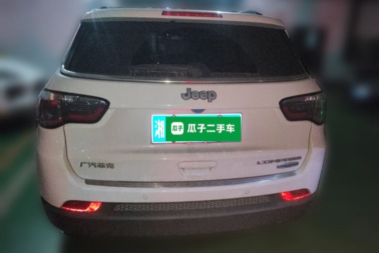 Used Jeep Compass 2017 200T Automatic Family Edition
