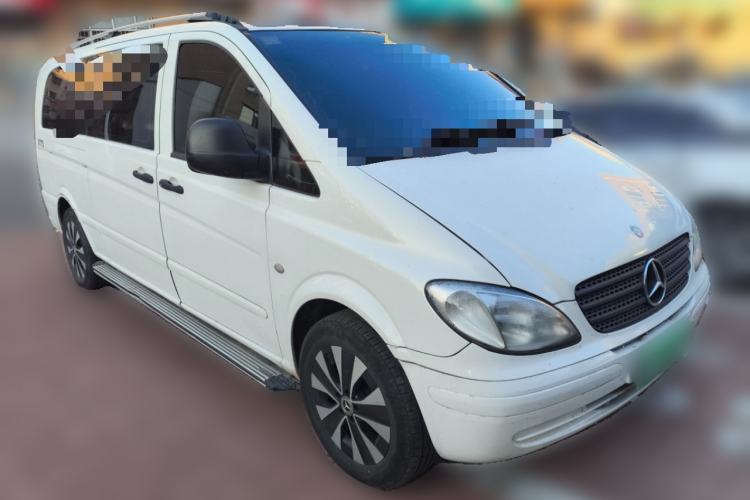 Used Mercedes-Benz Vito 2010 2.5L Elite Edition Front Right 45 Deg