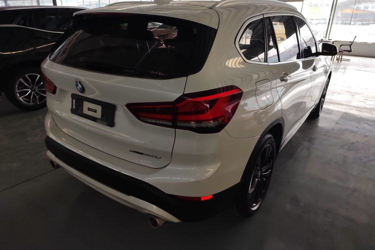 Used BMW X1 2020 sDrive20Li Fashion Model Rear Right 45 Deg