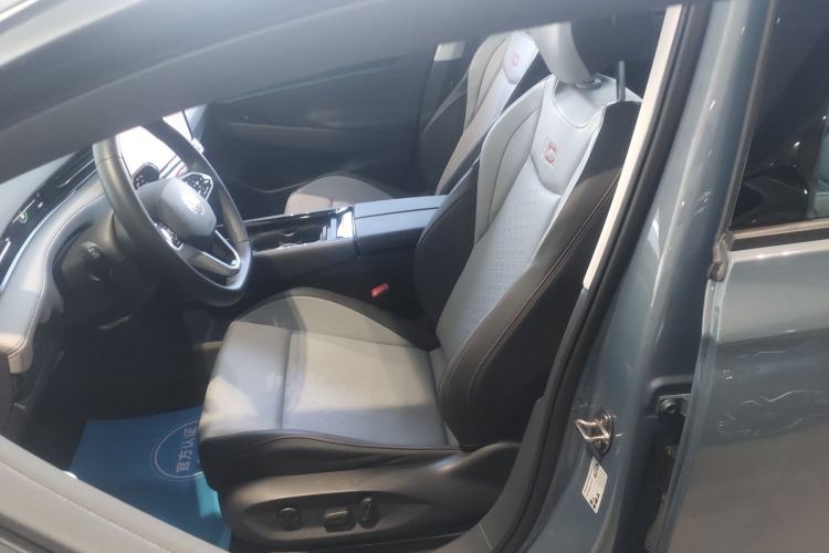 Used Volkswagen ID.7 VIZZION 2024 AIR model Left Front Seat