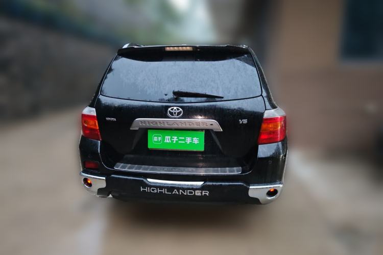 Used Toyota Highlander 2011 2.7L Two-Wheel Drive 7-Seater Luxury Edition
