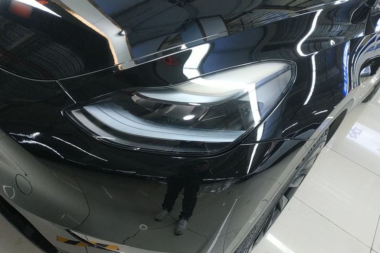 Used Tesla Model Y 2023 Long-Range All-Wheel-Drive Version