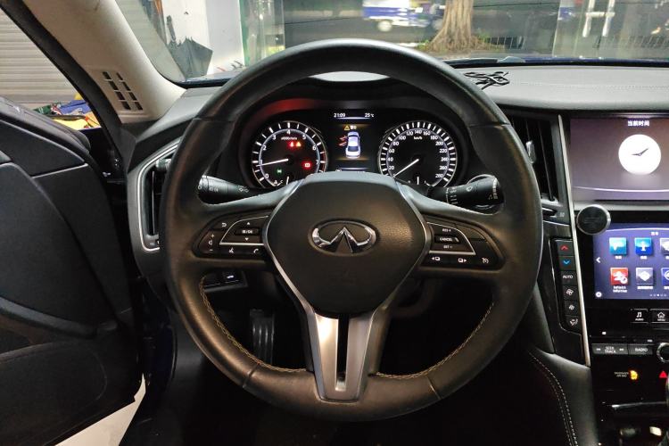 Used Infiniti Q50L 2018 2.0T Comfort Edition China VI Standard Steering Wheel