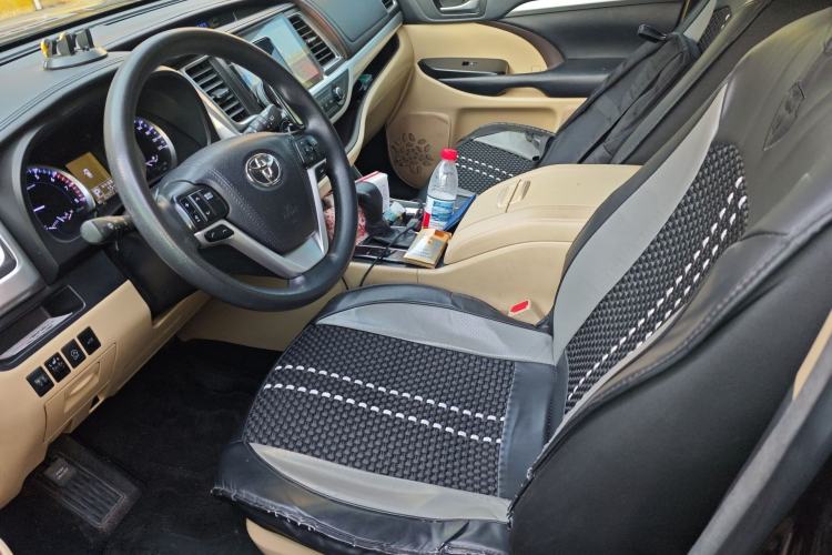 Used Toyota Highlander 2018 2.0T Four-Wheel Drive Elite Edition 7 Seats China V Standard Left Front Seat