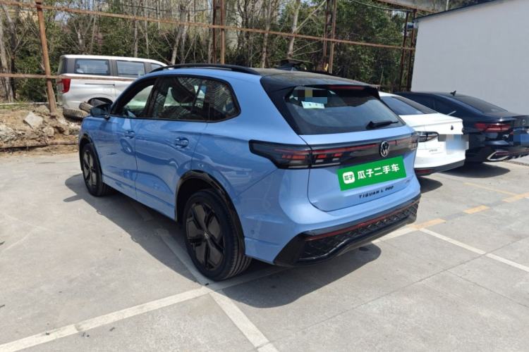 Used Volkswagen Tiguan L 2024 PRO 380TSI Four-Wheel Drive R-Line Prestige Edition Exterior 2