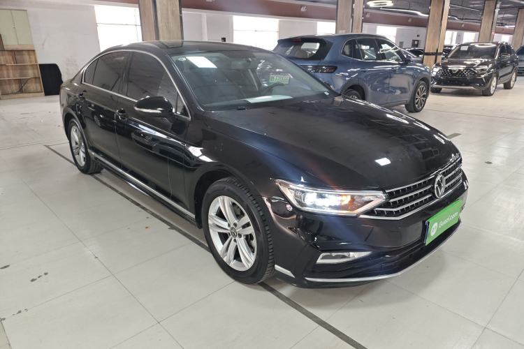 Used Volkswagen Magotan 2025 Zhongxiang Version 280TSI DSG Comfort Edition