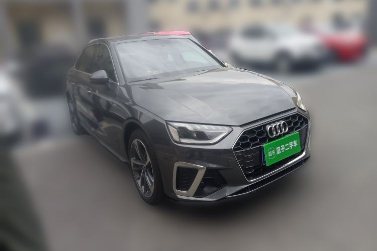 Used Audi A4L 2025 2 Million Units Enjoyment Version 40 TFSI Stylish and Dynamic Type Front Right 45 Deg