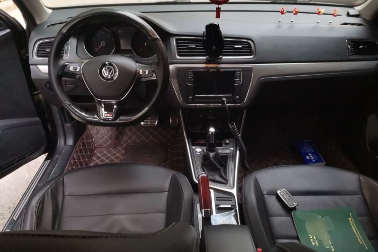 Used Volkswagen Lavida 2017 1.6L Automatic Comfort Edition