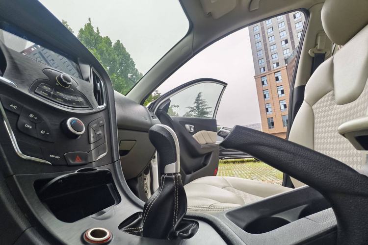 Used GAC Trumpchi GA3S Vision 2014 1.6L Manual Luxury ESP Version